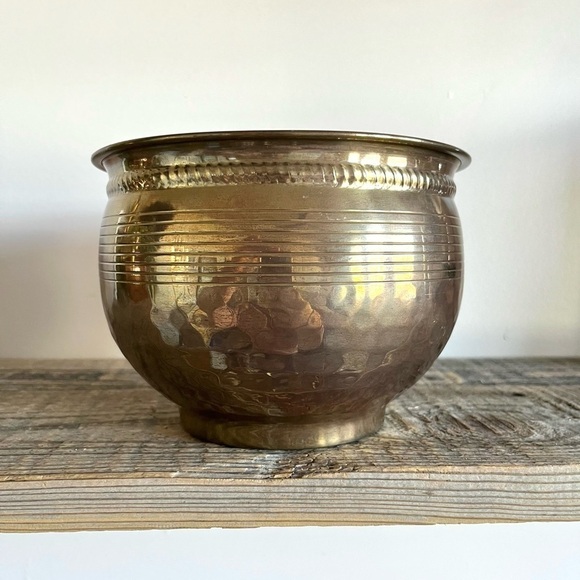 Solid brass planter pot - Picture 3 of 4